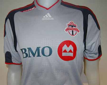 2009 temporada Toronto FC Home and Go shirt release