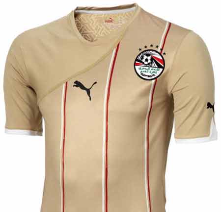 Camisas de casa y de salida para la selección nacional de Egipto 10 - 12