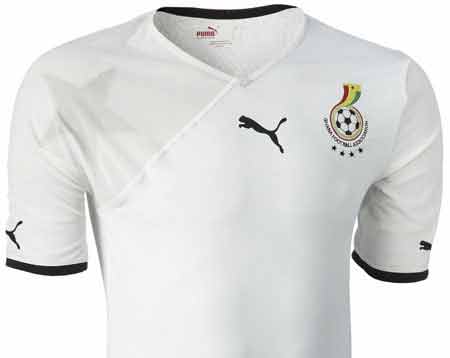 Camisa de casa y de salida de Ghana para la temporada 10 - 12