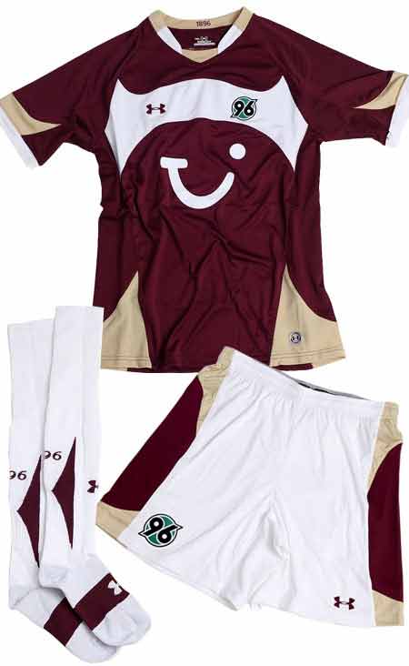 Hannover 96 Home and Go shirts 2010 - 11