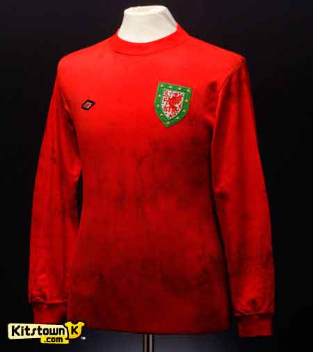 La camiseta de Gales 2010 - 11