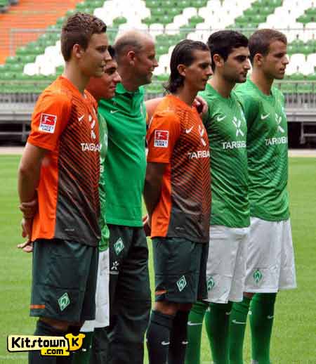 Vestuario de la temporada 2011 - 12 en Bremen