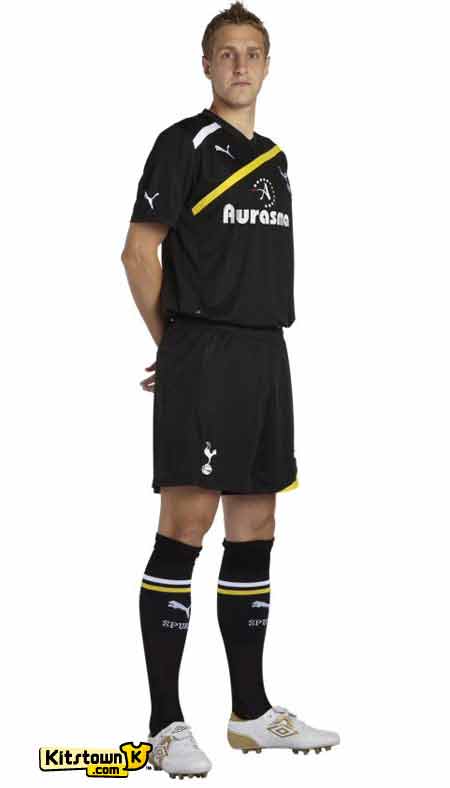 Tottenham Hotspur temporada 2011 - 12 segunda camisa de salida