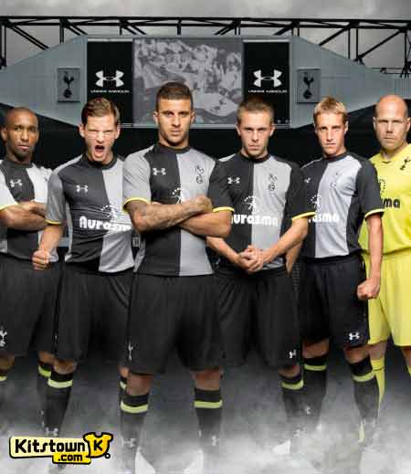 Tottenham Hotspur 2012 - 13 Second Away shirt