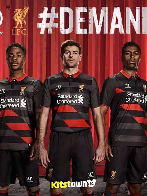 Segunda camisa de Liverpool 2014 - 15