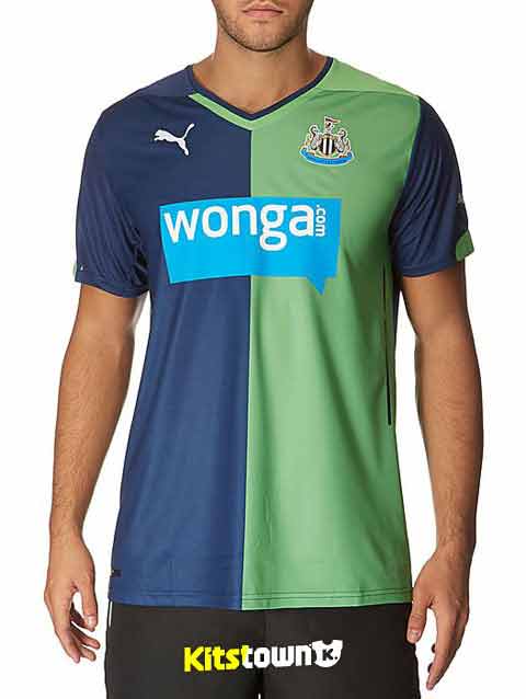 Segunda camisa de viaje de Newcastle United para la temporada 2014 - 15