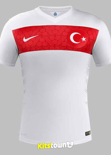 Camisetas de casa y de salida de Turquía para la temporada 2014 - 15