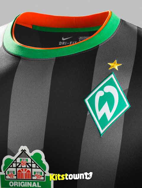 Vestuario de la temporada 2014 - 15 en Bremen