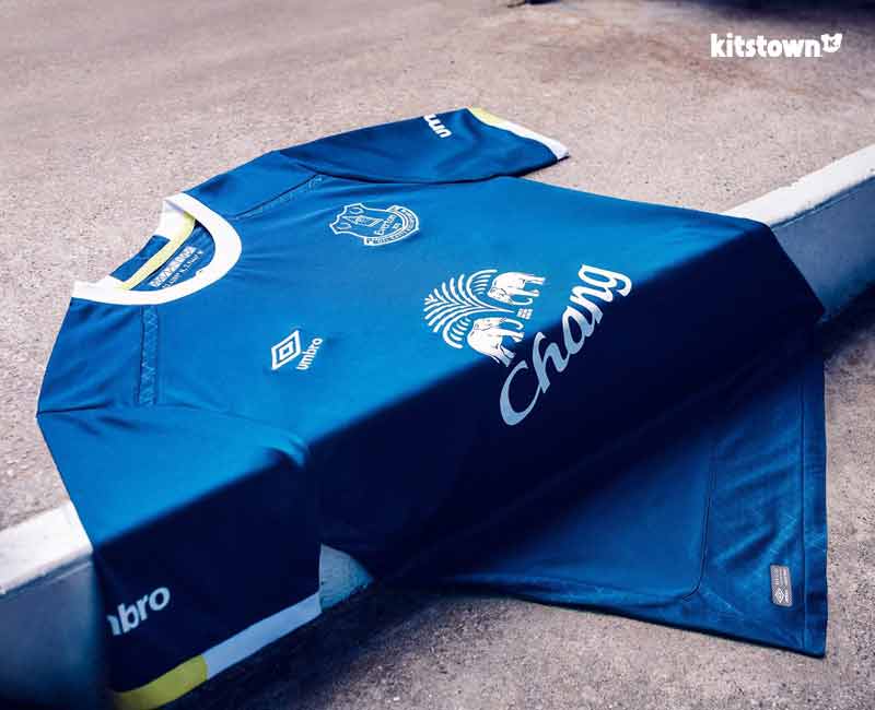 Camisa de casa de Everton 2016 - 17