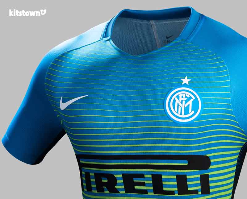 Segunda camisa de salida de Inter 2016 - 17