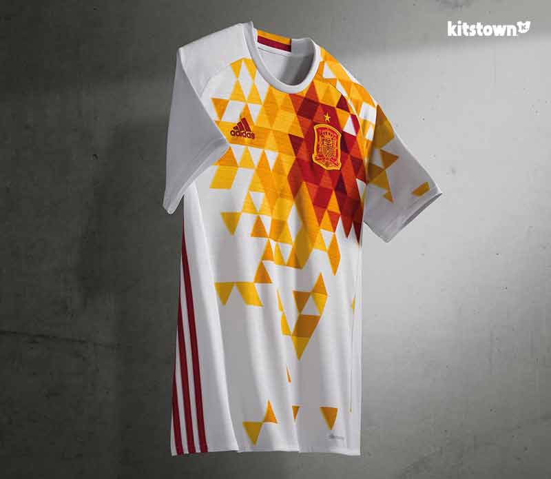 Camiseta de salida de la Copa Europea 2016 para España