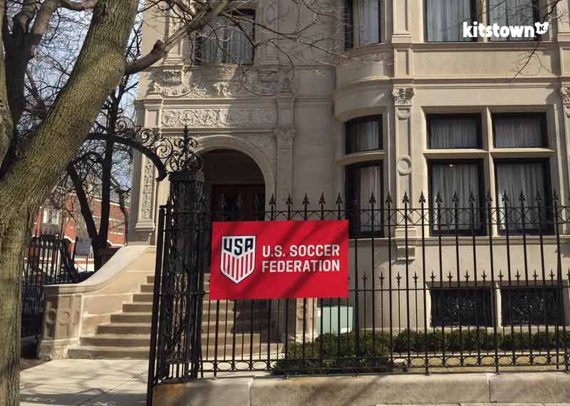 La Asociación Americana de fútbol lanza una nueva insignia