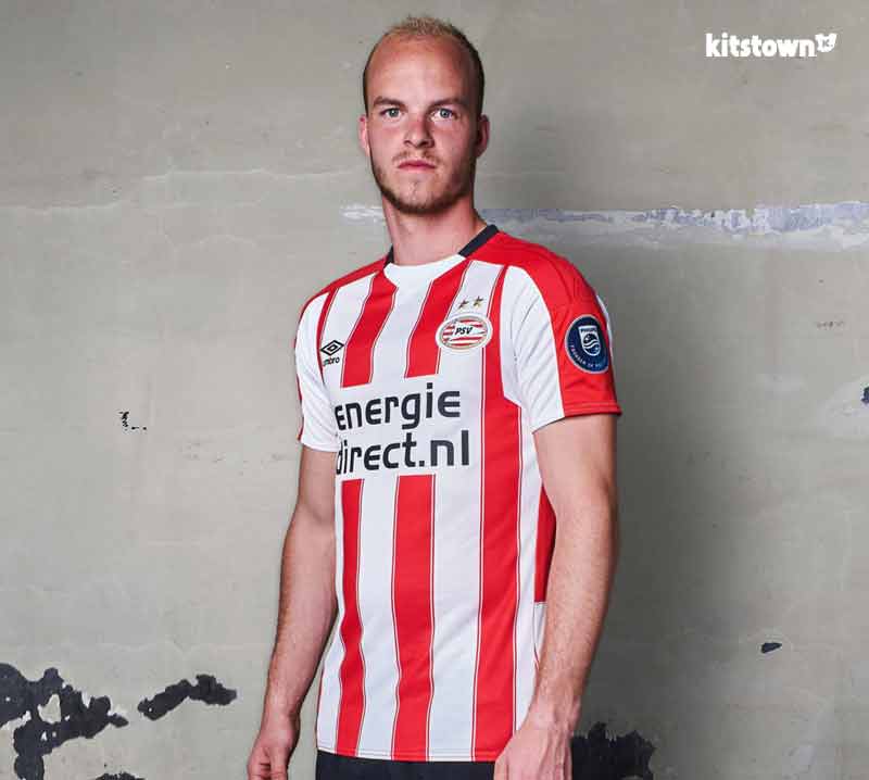 Camisa de casa de Eindhoven para la temporada 2017 - 18