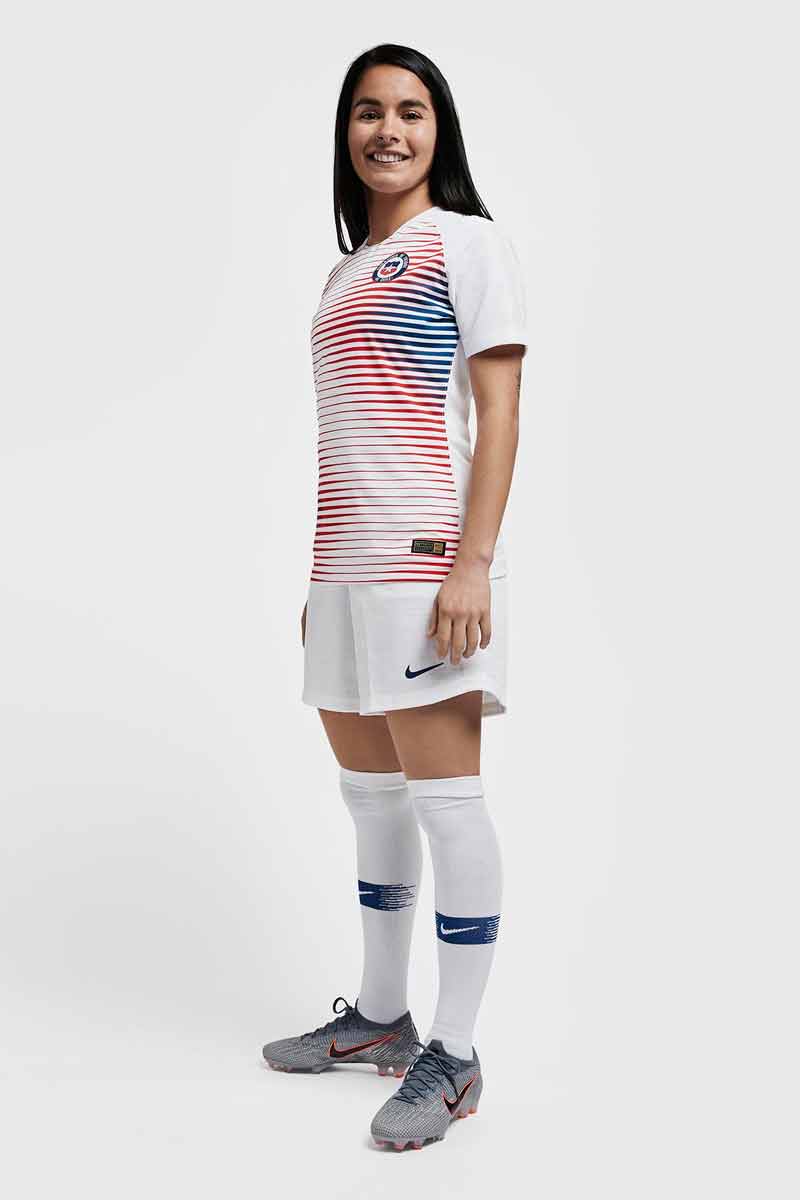 Camisetas de la selección nacional de fútbol femenino de Chile para la Copa del mundo 2019
