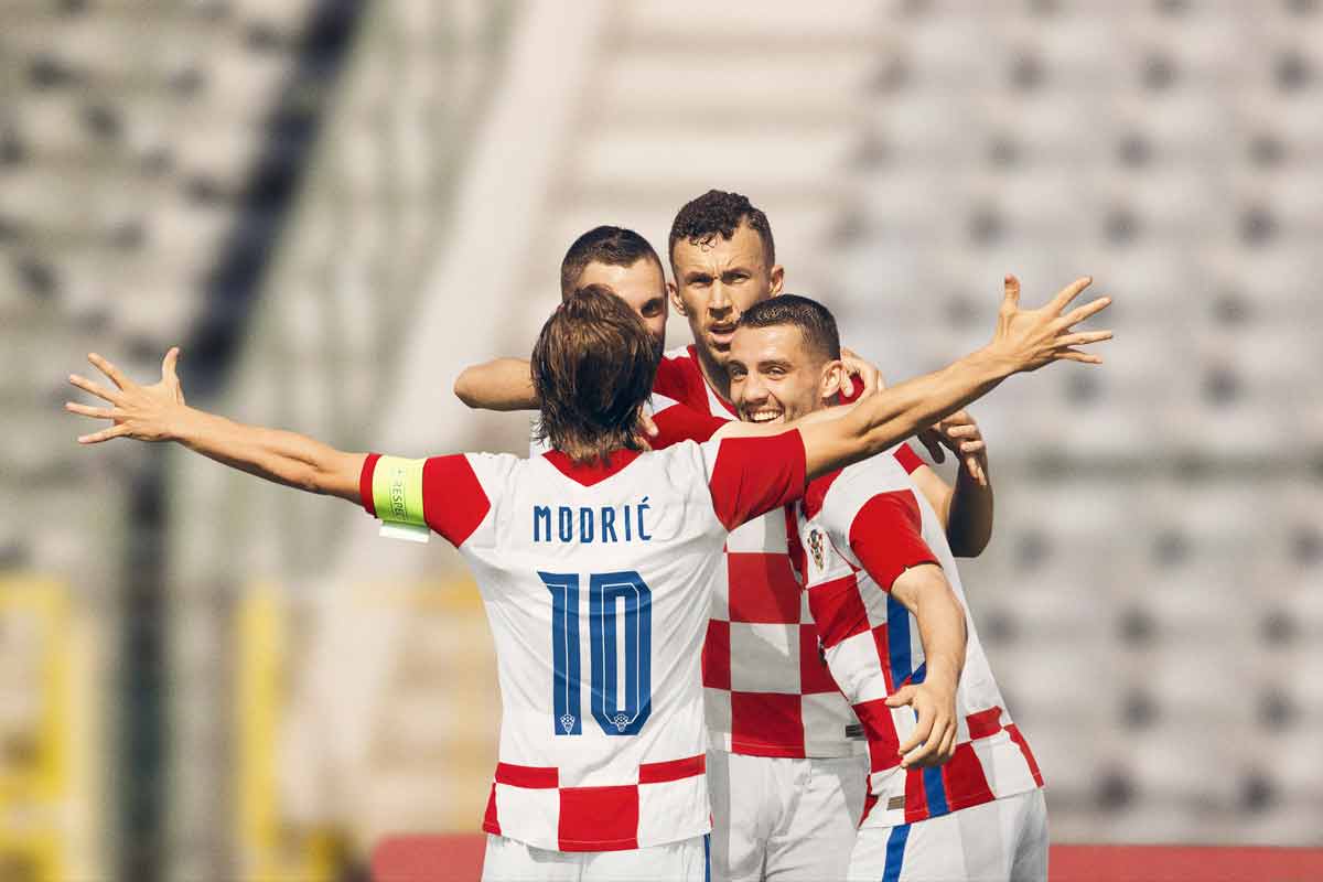 Camisas de casa y de salida para Croacia en la temporada 2020 - 21