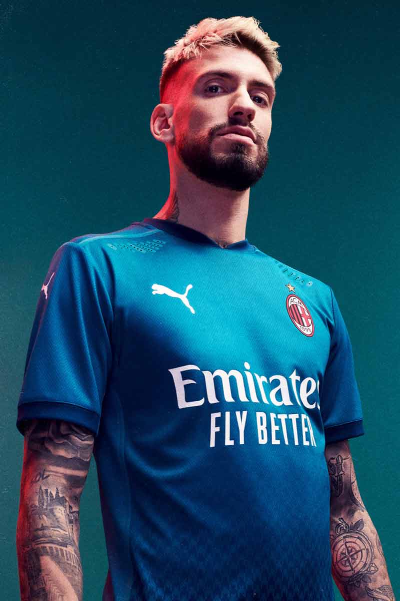 AC Milan temporada 2020 - 21 segunda camisa de salida