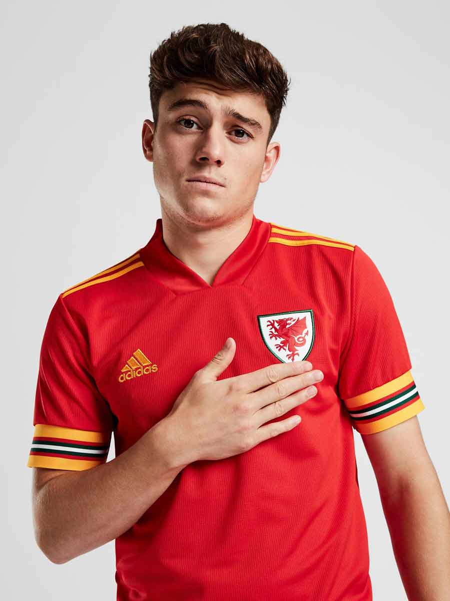 La camisa de casa de Gales para la Eurocopa 2020