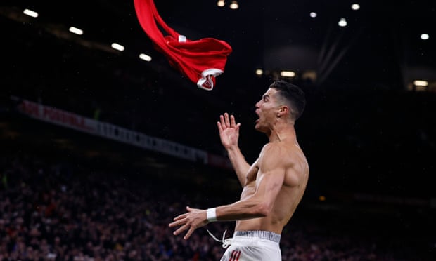 Champions League - Ronaldo derrotó a United 2 - 1 en 95 minutos