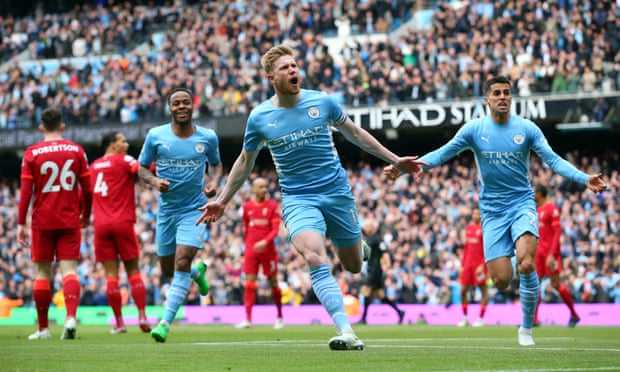 ¡Premier League - lucha por la cima! Manchester City lidera 2 - 2 Empates con Liverpool
