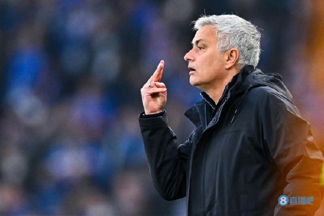 El entrenador de Roma se enfrenta a sus oponentes José Mourinho sarcásticamente: Somos civilizados