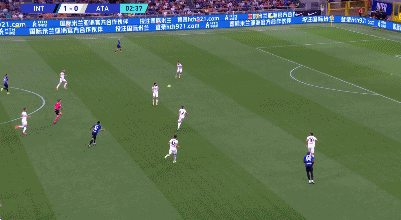 Serie A - Lautaro Lukaku rompe 3 - 2 Inter y Atalanta bloquea los cuatro primeros