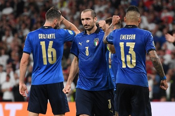 Italia anuncia la lista de la UEFA casi como el equipo original de la Copa Europea