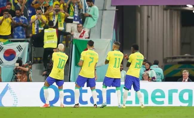 Probabilidad de que los equipos ganen la Copa del mundo Brasil primero, Argentina segundo